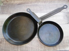 De Buyer Carbon Steel Crepe 7 7/8″ and Egg Pan 5 5/8″ Marked Mineral B France