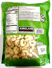 Kirkland Signature ORGANIC WHOLE CASHEWS Unsalted Unroasted 40 oz EXP 05/2025