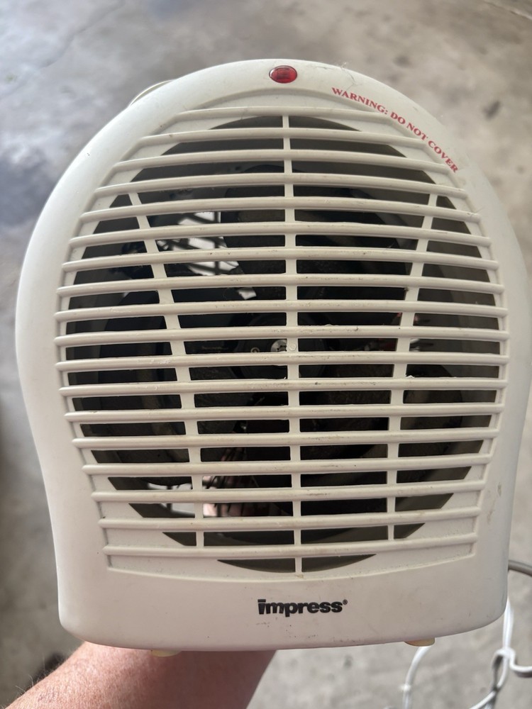 Impress White Portable Fan Heater 3 Heat Settings Carry Handle 120V
