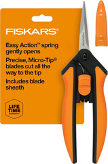 Fiskars 6″ Pruning Scissors for Flower Stems, Herbs, Buds, and Small Plants, Gar