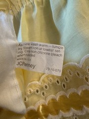 Vintage JC Penny Yellow & White Eyelet Ruffle Valance