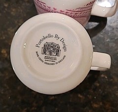 SET OF 2 Portobello by Design Love, Hearts Bone China 18 oz Coffee Mugs. Pink