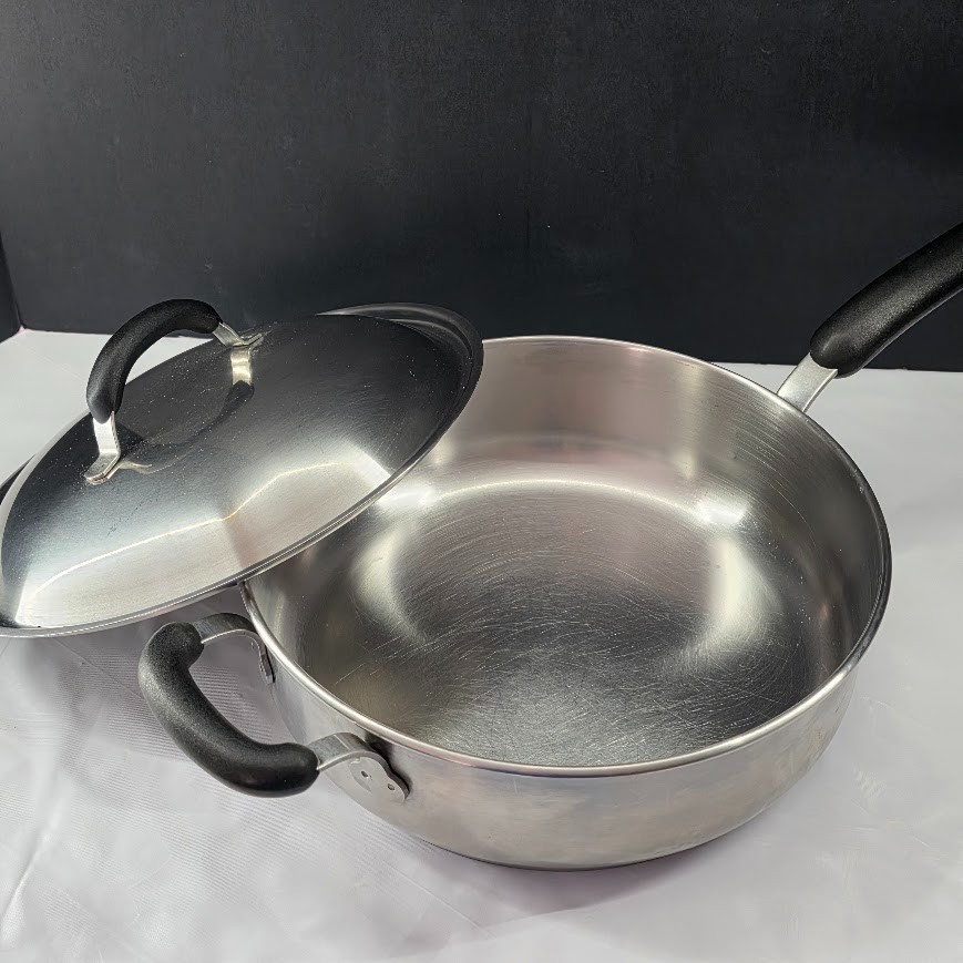 Meyer Bella Cuisine Cookware 10.5″ Deep Skillet Stainless Steel Sauté Pan W/ Lid