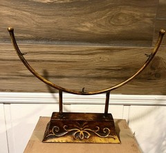 Beautiful Large Ornate Metal Medallion on Stand Ombre Brown Hammered Decor 26.5”
