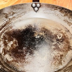 De Buyer Made In France 12.5 × 2.5 Inch Heavy Dudy Carbon Steel Cooking Pan