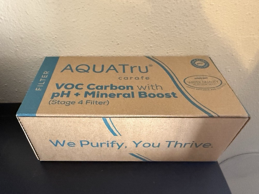 AquaTru Carafe Stage 4 Water Filter VOC Carbon w/pH+ Mineral Boost New Open Box