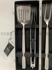 Williams Sonoma BBQ Grill Tool Set Of 4 Stainless Steel Utensils #9790B