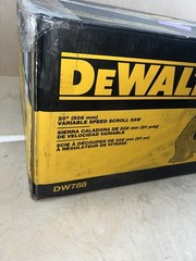 DEWALT DW788 20-in 1.3 -Amp Variable Speed Corded Scroll Saw