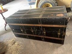 Antique C.A. Taylor Trunk Works Wardrobe Steamer Trunk – Chicago/NY