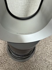 Dyson AM09 Hot + Cool Fan Heater Gray Silver with Remote Tested and Working Used