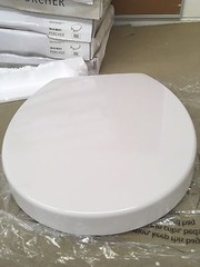 Porcher 71320-00.001 Round Front Slow Close Toilet Seat – WHITE