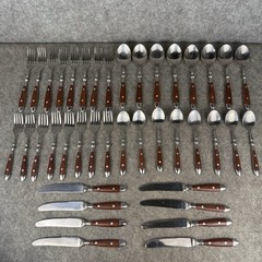 Williams Sonoma Cafe Bois Stainless Flatware Brown Woodgrain Bistro 40 Pc Set