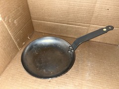 De Buyer MINERAL B Carbon Steel 8″ Omelette Pan Made in France