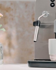 Italian- made Gaggia Brera Fully Super-Automatic Espresso Machine in Black