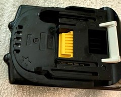 2*GENUINE MAKITA**BL1860B*18V LXT LITH-ION*6.0 Ah BATTERY*WITH CHARGE INDICATORS