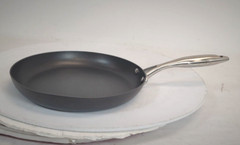Scanpan Professional 10.25 in. Fry Pan Cookware -dented- FREE S/H