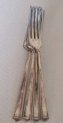 1847 Rogers Bros ANNIVERSARY International Silver Plate Flatware 4 Dinner Forks