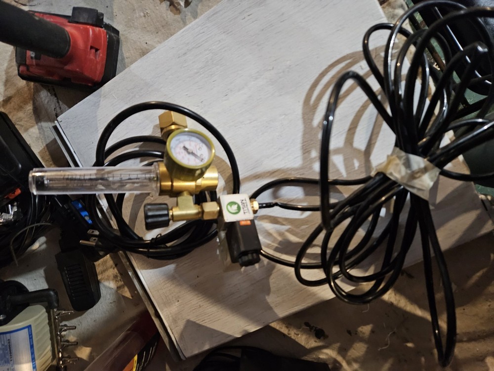 Titan Controls CO2 Regulator – 1 Amp/120 Volts/60 Hz