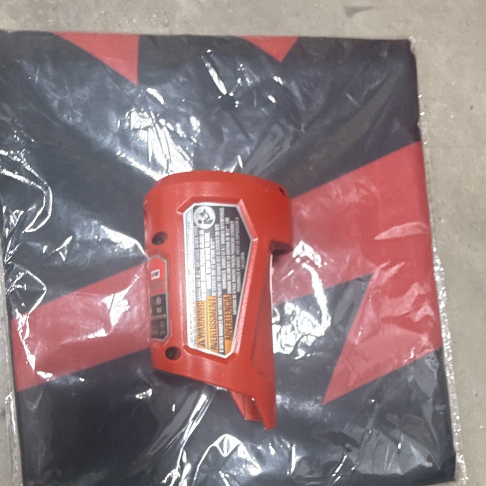 Milwaukee 28V 1.5Ah Lithium-Ion (Li-Ion) Red Power Tool Battery Pack