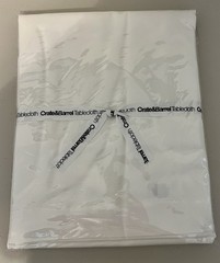 CRATE & BARREL CLASSIC WHITE TABLECLOTH 100% COTTON 60 X 90 SEATS 6-8 NEW