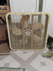 Box Fan Vintage Lakewood 20″ MCM Kmart Metal 3rd Gen Plastic D Blade 3 Speed