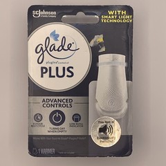 Glade Plugin PLUS Warmer-Smart Light Technology-Advanced Controls-No Refills