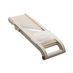 Benriner Super Slicer Mandolin, Japanese Wide Vegetable Slicer w/4 Blades, NO.95