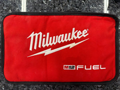 Milwaukee M12 3453-20 FUEL 1/4″ Hex Impact Driver W/ Battery, Charger, Case-USED