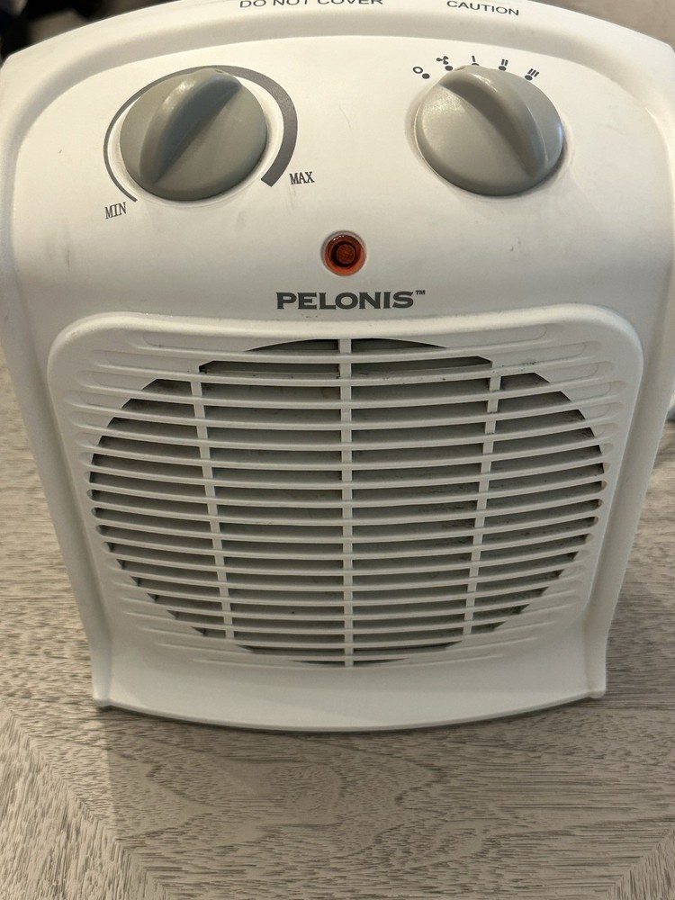Pelonis HF-0020T Fan-Forced Heater 120V 1500W Intertek Portable S2