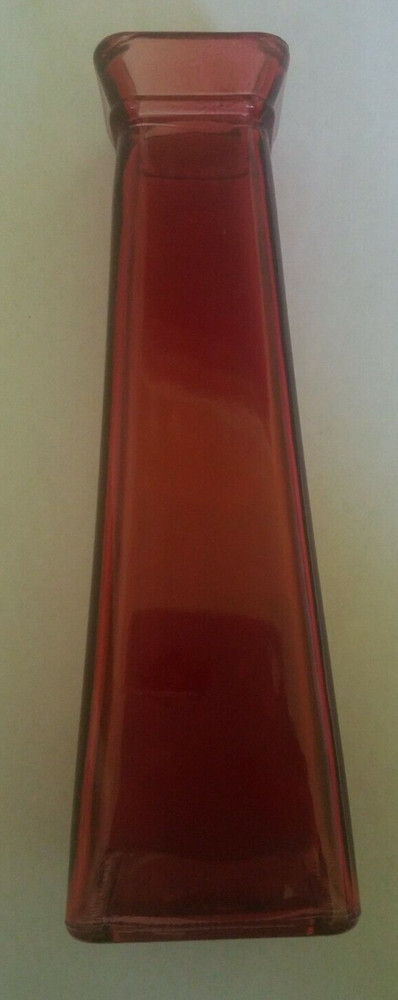 Red Flower Vase 2.36 In D X 7.68 IN H For Weddings/Birthdays/Valentines Day-NEW