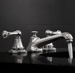 RH Restoration Hardware Chatham Lever Handle Wide Spread Faucet Bronze 059