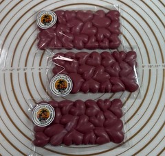 Heart shaped Ruby chocolate Bar berry taste hand made no food coloring 100g.