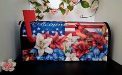 Magnetic Patriotic Cardinal Mailbox Cover – 4th of July / anytime ( 21″ x 18″)