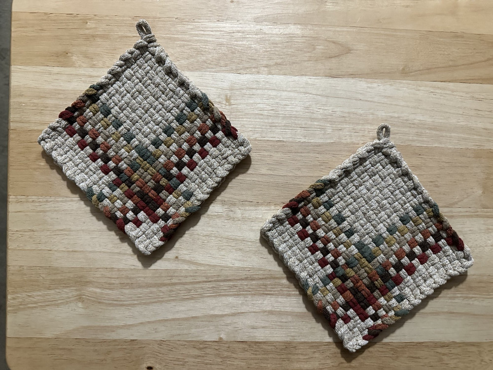 Handmade 2 Beautiful Cotton Woven Potholders Trivets 7 Colors Fall Anytime