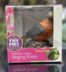 Vintage Gemmy Animated Robin Realistic Chirps & Sings “Rockin Robin” 6.5in