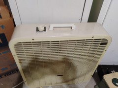 Box Fan Vintage Lakewood 20″ MCM Kmart Metal 3rd Gen Plastic D Blade 3 Speed