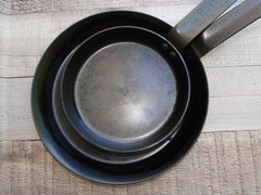 De Buyer Carbon Steel Crepe 7 7/8″ and Egg Pan 5 5/8″ Marked Mineral B France