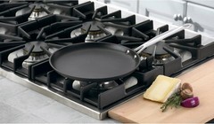 Cuisinart Chef’s Classic™ Nonstick Hard Anodized 10″ Crepe Pan