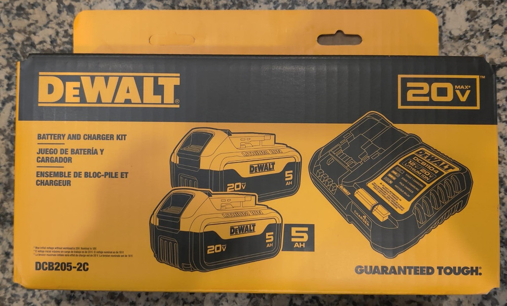 New DeWalt DCB205-2C 20V MAX XR Premium Lithium-Ion 5Ah Two Battery Starter Kit