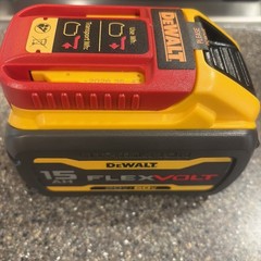NEW DEWALT DCB615 20v/60v Max FLEXVOLT 15 Ah Li-Ion Battery NEW IN BOX