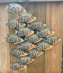 STURDY METAL COLORFUL SCHOOL of FISH Wall Decor / Sculpture * 21” X 18.5”
