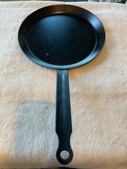 De Buyer Blue Carbon Steel Crepe Tortilla Omelet Pan 9.5” France