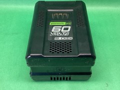 GreenWorks Pro LB605 60V Lithium MAX 5.0 HC – LIGHTS UP 1 BAR – UNTESTED