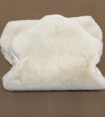Pottery Barn Mink Faux Fur Double Length Hide 26.5×70 Ivory – New! Read